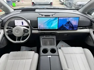 Voyah Dreamer 2025 купить из Китая, цена 6 036 000 ₽ — Suifenhe Auto