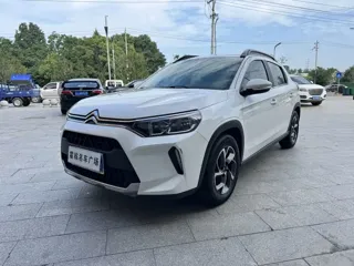 Citroen C3-XR 2023 купить из Китая, цена 1 014 000 ₽ — Suifenhe Auto