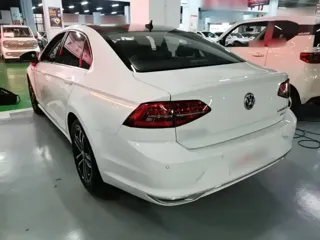 Volkswagen Lamando 2022 купить из Китая, цена 1 486 000 ₽ — Suifenhe Auto