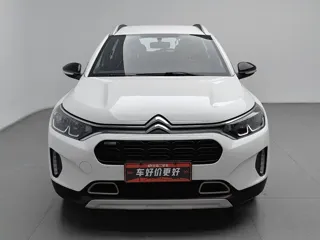 Citroen C3-XR 2021 купить из Китая, цена 1 042 000 ₽ — Suifenhe Auto