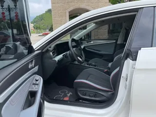 Volkswagen Lamando 2023 купить из Китая, цена 1 760 000 ₽ — Suifenhe Auto