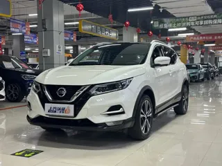 Nissan Qashqai 2023 купить из Китая, цена 1 942 000 ₽ — Suifenhe Auto