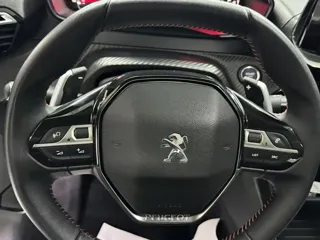 Peugeot 2008 2022 купить из Китая, цена 1 505 000 ₽ — Suifenhe Auto