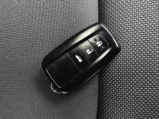 Toyota Levin 2022 купить из Китая, цена 1 476 000 ₽ — Suifenhe Auto