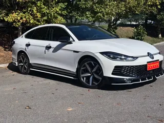 Volkswagen Lamando 2023 купить из Китая, цена 2 375 000 ₽ — Suifenhe Auto