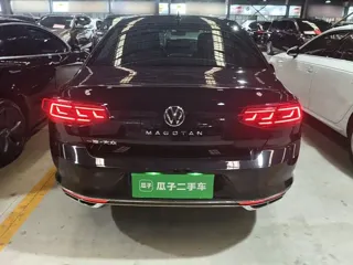 Volkswagen Magotan 2024 купить из Китая, цена 4 116 000 ₽ — Suifenhe Auto