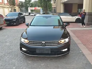 Volkswagen Magotan 2023 купить из Китая, цена 3 707 000 ₽ — Suifenhe Auto