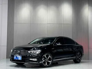 Volkswagen Magotan 2023 купить из Китая, цена 3 678 000 ₽ — Suifenhe Auto