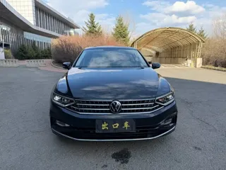 Volkswagen Magotan 2023 купить из Китая, цена 2 037 000 ₽ — Suifenhe Auto