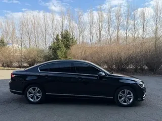 Volkswagen Magotan 2023 купить из Китая, цена 2 037 000 ₽ — Suifenhe Auto