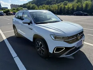 Volkswagen Tayron 2023 купить из Китая, цена 2 425 000 ₽ — Suifenhe Auto