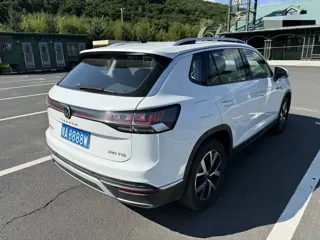 Volkswagen Tayron 2023 купить из Китая, цена 2 425 000 ₽ — Suifenhe Auto