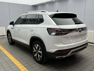 Volkswagen Tayron 2023 купить из Китая, цена 2 803 000 ₽ — Suifenhe Auto