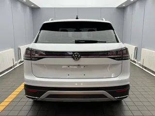 Volkswagen Tayron 2023 купить из Китая, цена 2 803 000 ₽ — Suifenhe Auto