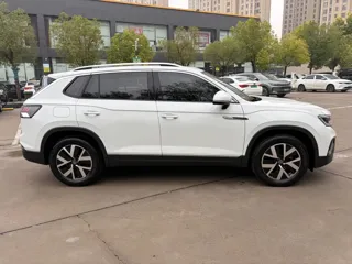 Volkswagen Tayron 2022 купить из Китая, цена 2 916 000 ₽ — Suifenhe Auto