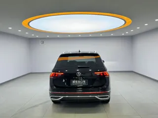 Volkswagen Tiguan L 2023 купить из Китая, цена 2 526 000 ₽ — Suifenhe Auto
