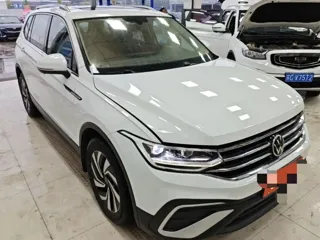 Volkswagen Tiguan L 2022 купить из Китая, цена 2 500 000 ₽ — Suifenhe Auto