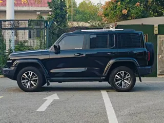 Tank 300 2023 купить из Китая, цена 4 188 000 ₽ — Suifenhe Auto