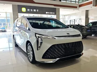 Buick Century 2023 купить из Китая, цена 5 976 000 ₽ — Suifenhe Auto