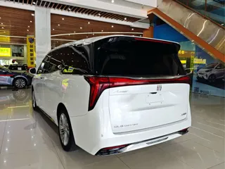 Buick Century 2023 купить из Китая, цена 5 976 000 ₽ — Suifenhe Auto