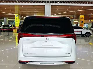 Buick Century 2023 купить из Китая, цена 5 976 000 ₽ — Suifenhe Auto