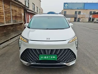 Buick Century 2023 купить из Китая, цена 5 433 000 ₽ — Suifenhe Auto