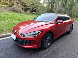 Volkswagen Lamando 2023 купить из Китая, цена 1 658 000 ₽ — Suifenhe Auto