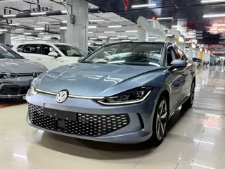 Volkswagen Lamando 2024 купить из Китая, цена 2 344 000 ₽ — Suifenhe Auto