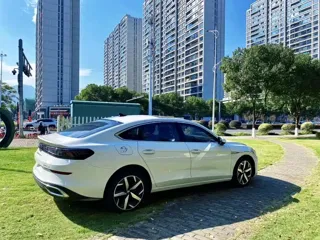 Volkswagen Lamando 2023 купить из Китая, цена 1 351 000 ₽ — Suifenhe Auto