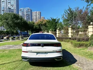 Volkswagen Lamando 2023 купить из Китая, цена 1 351 000 ₽ — Suifenhe Auto