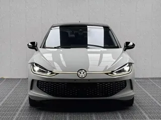 Volkswagen Lamando 2023 купить из Китая, цена 1 856 000 ₽ — Suifenhe Auto