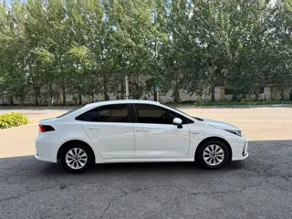 Toyota Corolla 2023 купить из Китая, цена 1 810 000 ₽ — Suifenhe Auto