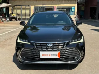 Toyota Avalon 2023 купить из Китая, цена 3 451 000 ₽ — Suifenhe Auto