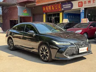 Toyota Avalon 2023 купить из Китая, цена 3 451 000 ₽ — Suifenhe Auto