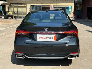 Toyota Avalon 2023 купить из Китая, цена 3 451 000 ₽ — Suifenhe Auto