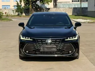 Toyota Avalon 2024 купить из Китая, цена 3 100 000 ₽ — Suifenhe Auto