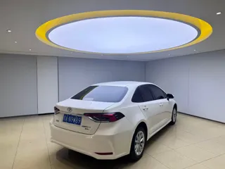 Toyota Corolla 2023 купить из Китая, цена 1 480 000 ₽ — Suifenhe Auto