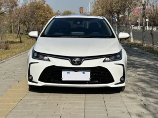 Toyota Corolla 2023 купить из Китая, цена 1 566 000 ₽ — Suifenhe Auto