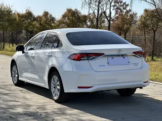 Toyota Corolla 2023 купить из Китая, цена 1 566 000 ₽ — Suifenhe Auto