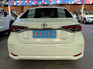 Toyota Corolla 2023 купить из Китая, цена 1 530 000 ₽ — Suifenhe Auto