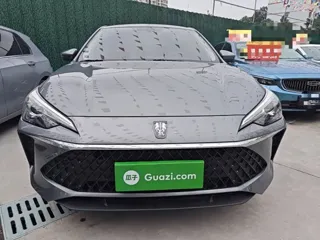 Roewe i5 2024 купить из Китая, цена 1 401 000 ₽ — Suifenhe Auto