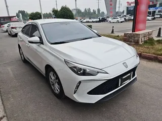 Roewe i5 2025 купить из Китая, цена 1 411 000 ₽ — Suifenhe Auto