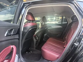 Hongqi H5 2024 купить из Китая, цена 2 867 000 ₽ — Suifenhe Auto
