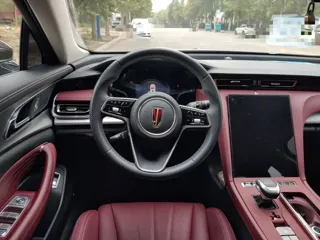 Hongqi H5 2024 купить из Китая, цена 2 966 000 ₽ — Suifenhe Auto