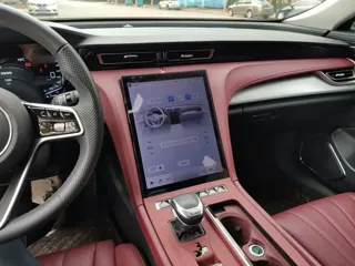 Hongqi H5 2024 купить из Китая, цена 2 966 000 ₽ — Suifenhe Auto