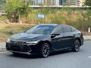 Toyota Avalon 2024 купить из Китая, цена 3 621 000 ₽ — Suifenhe Auto