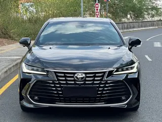 Toyota Avalon 2024 купить из Китая, цена 3 621 000 ₽ — Suifenhe Auto