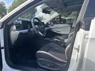Volkswagen Lamando 2024 купить из Китая, цена 2 104 000 ₽ — Suifenhe Auto