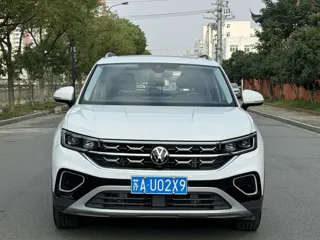 Volkswagen Tayron 2024 купить из Китая, цена 2 880 000 ₽ — Suifenhe Auto