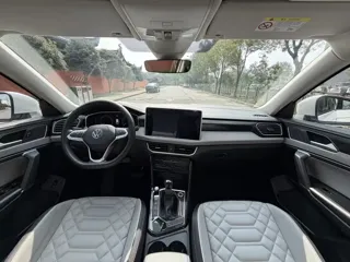 Volkswagen Tayron 2024 купить из Китая, цена 2 880 000 ₽ — Suifenhe Auto